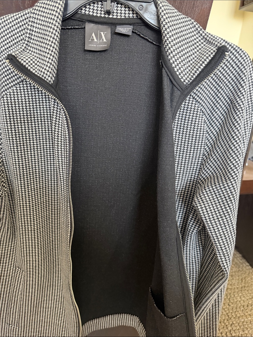 A/X Armani Exchange Men's Black & White Houndstooth Zip-Up Sweater Jacket - Picture 7 of 8